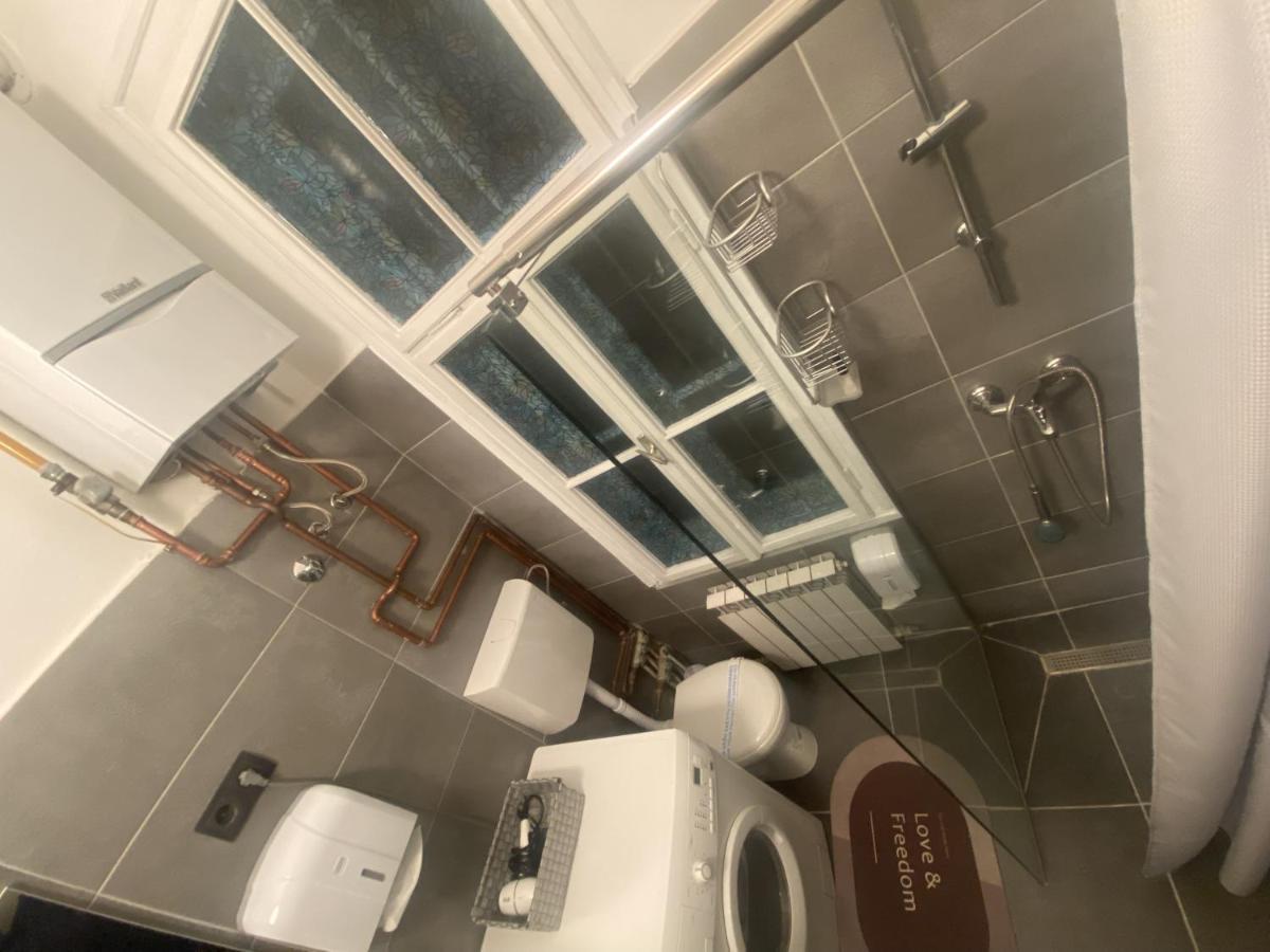 Fg Boutique Hostel Сараєво Екстер'єр фото